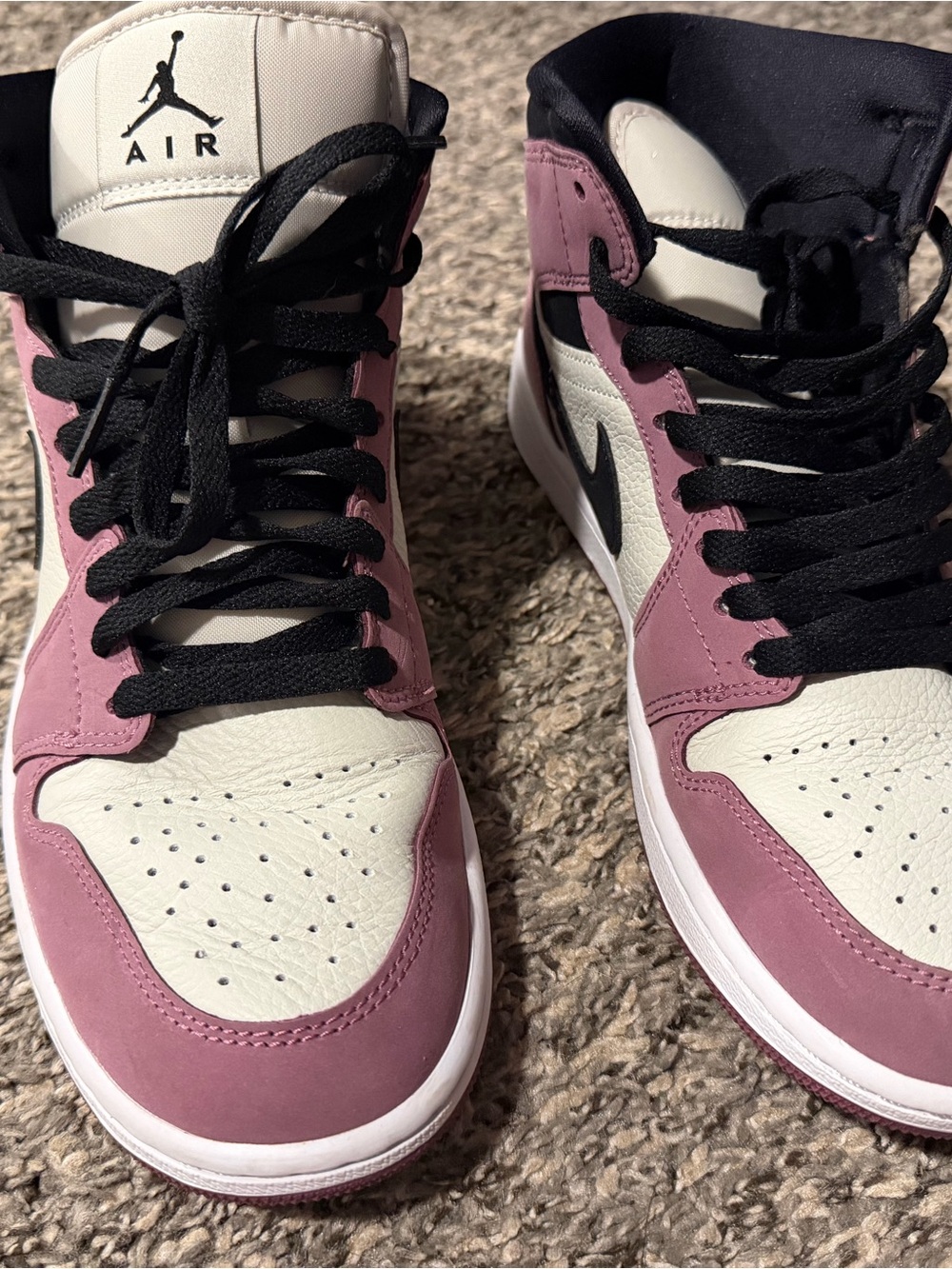 Jordan 1 women’s size 8.6